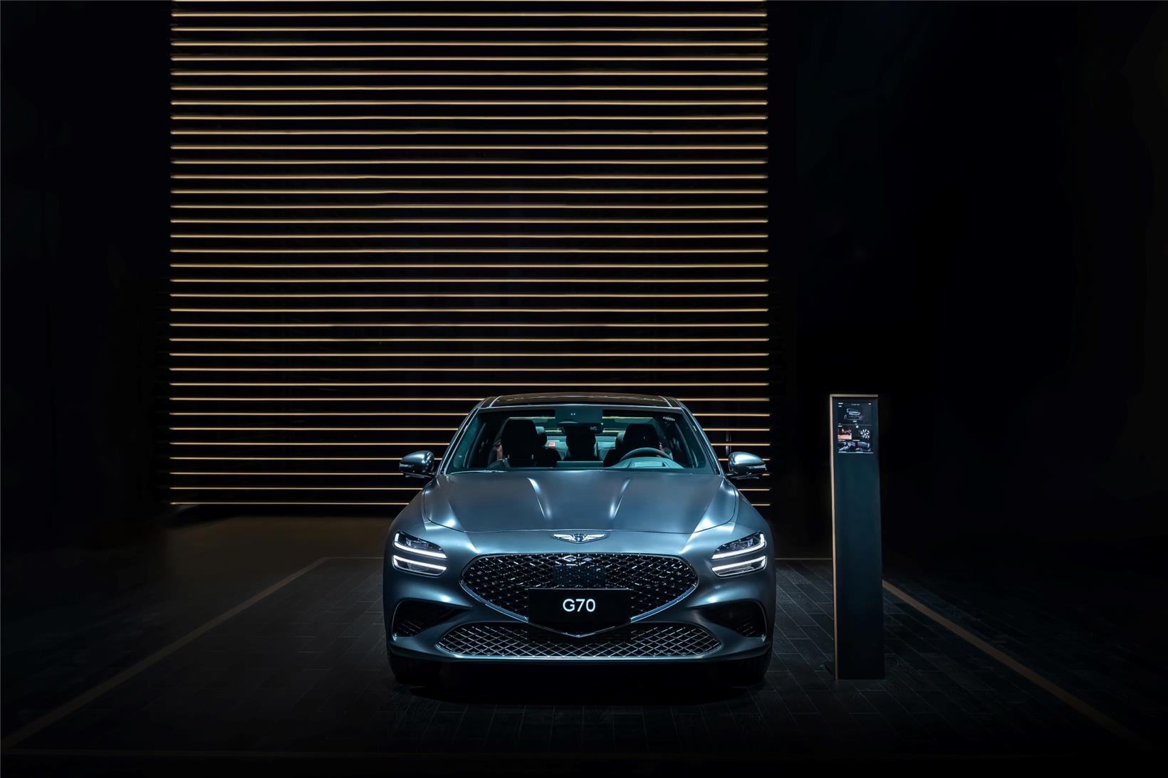 Genesis hosts world premiere of Electrified GV70 at Auto Guangzhou 2021