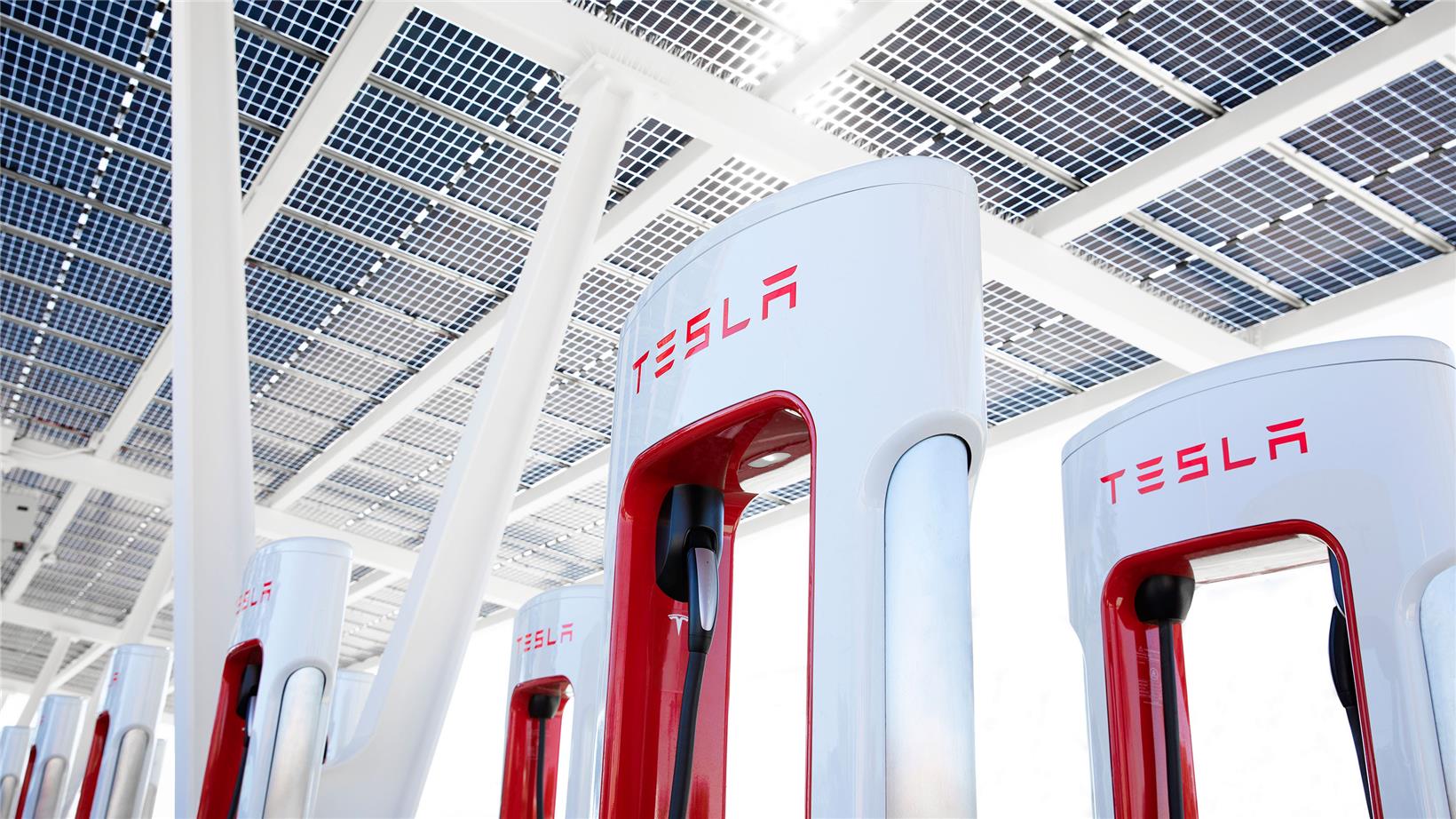 ZXZC Daily: Tesla newly adds 40 supercharging stations on Chinese mainland in August