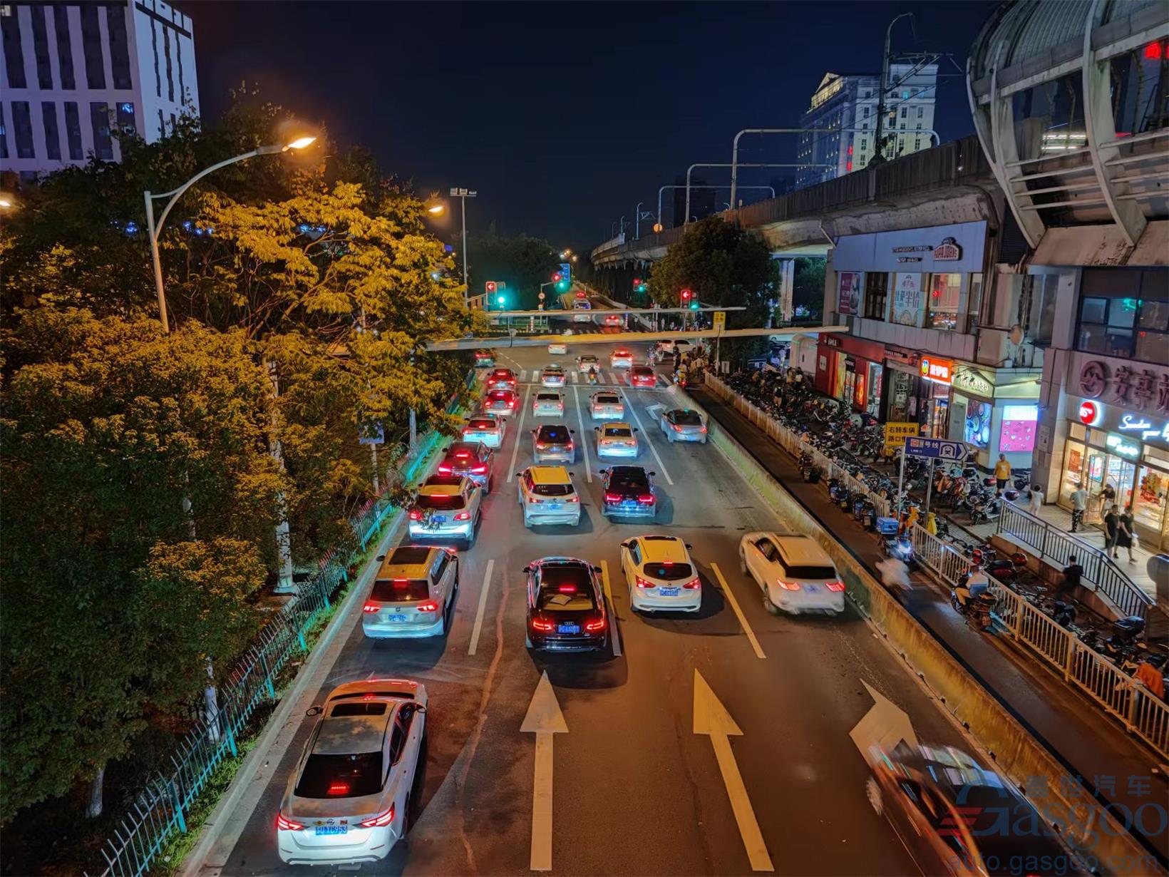 China's vehicle inventory alert index in Sept. 2022 rises 4.3 percentage points YoY