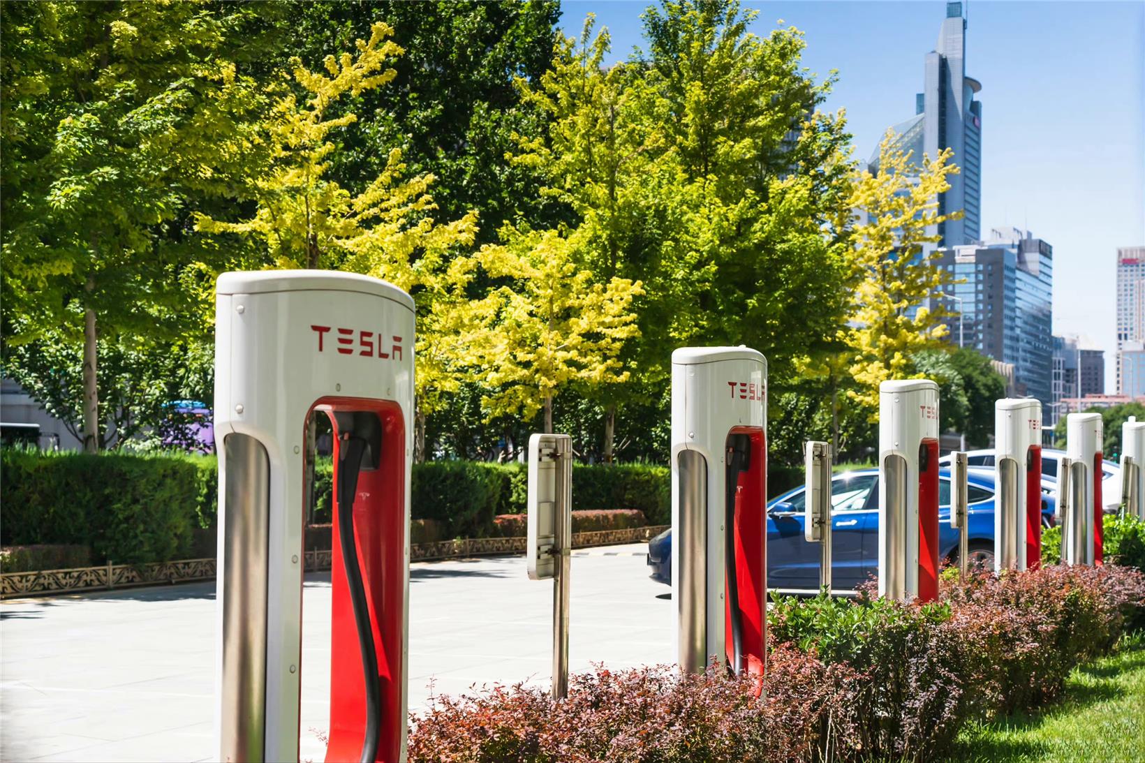 Tesla so far deploys over 1,300 supercharging stations on Chinese mainland by Oct. 2022