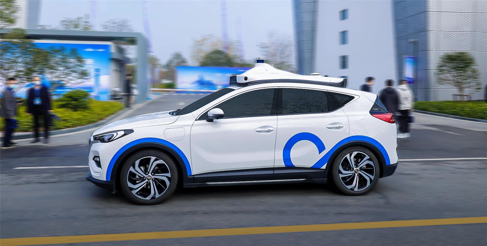 Baidu granted Shanghai’s first permit for high-level urban assisted driving map