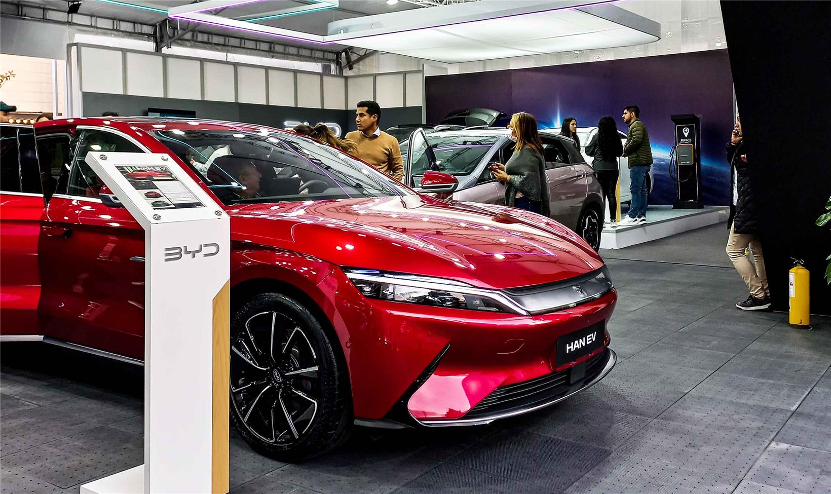 BYD, AICC ink agreement for autonomous driving operating system volume production