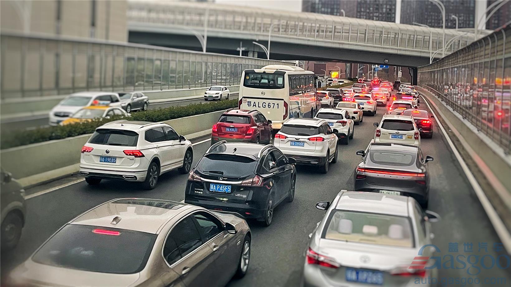 China greenlights pilot open-road program for L3/L4 intelligent connected vehicles