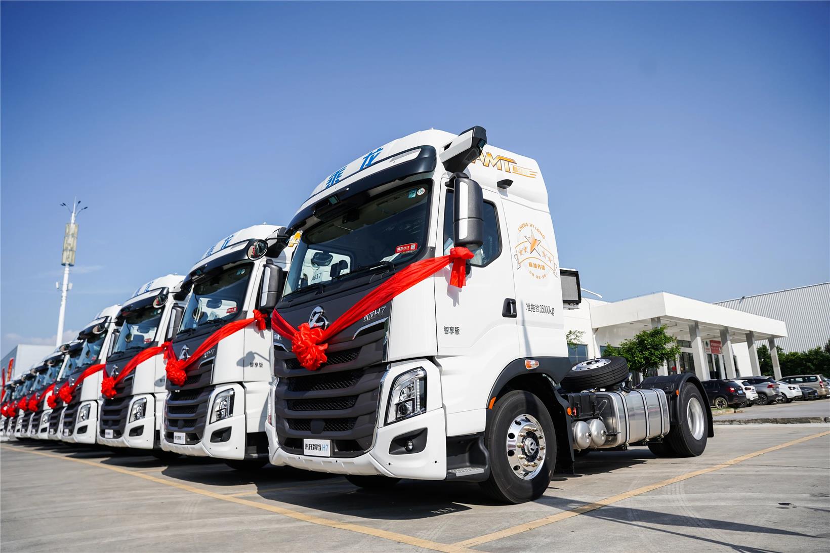 Autra Tech, Dongfeng Liuzhou Motor rolls off first-batch intelligent heavy-duty trucks