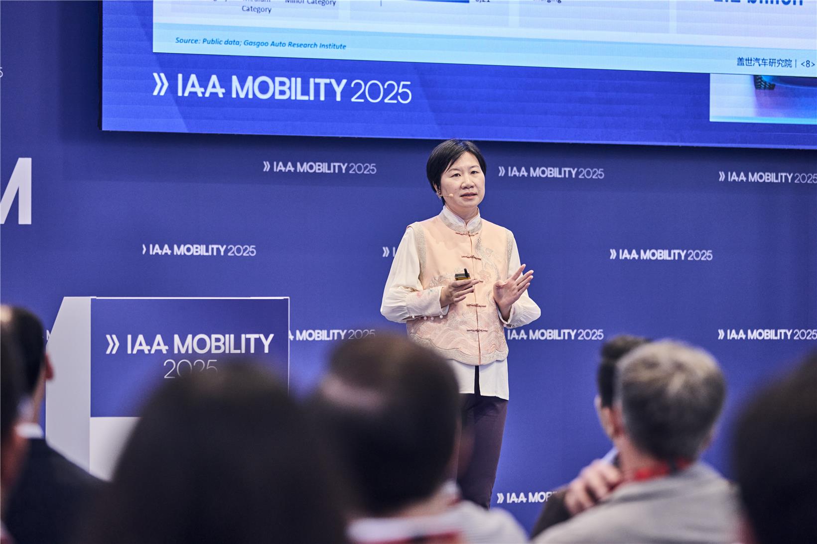 Gasgoo CEO Tina Zhou delivers keynote speech at IAA Mobility 2025