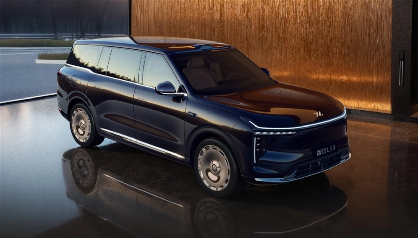 IM Motors launches LS9 flagship SUV for pre-sale, starting at 346,900 yuan