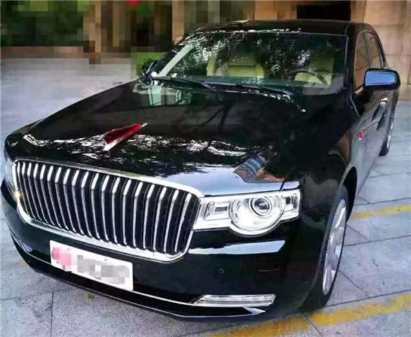 Hongqi strides into private car market