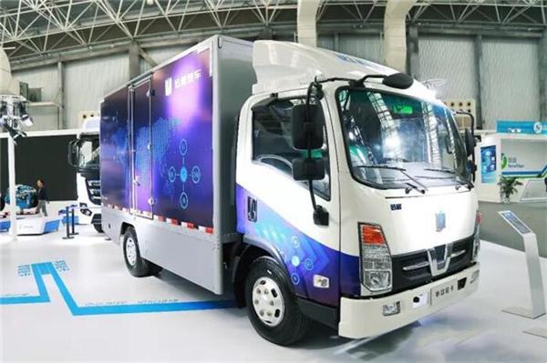 Geely chairman Li Shufu provides suggestions on methanol-fueled vehicle market