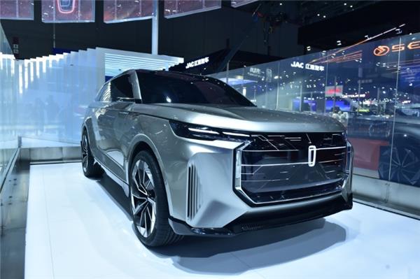 FAW exhibits 20 models at Auto Shanghai 2019