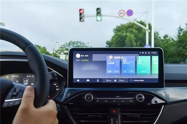 Ford to launch pre-commercial C-V2X functions in first-half 2020