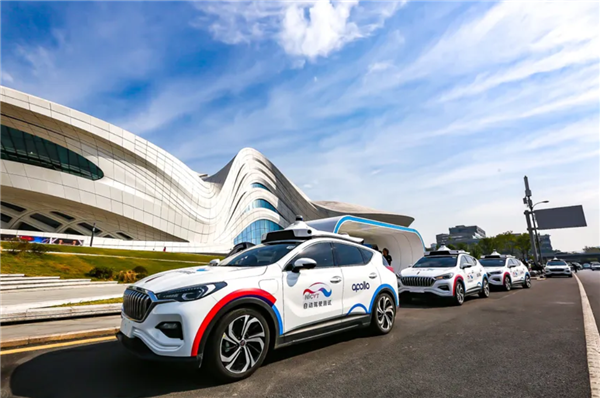 Baidu kicks off trial operation of Apollo robotaxi in Changsha