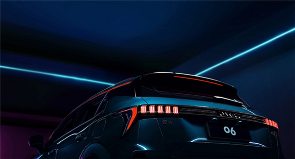 Geely's young brand launches entry-level SUV Lynk & Co 06