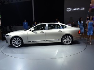 S90 3-seat Excellence will be launched in September, and Volvo new plan is exposed