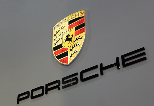 Porsche with new peak in deliveries