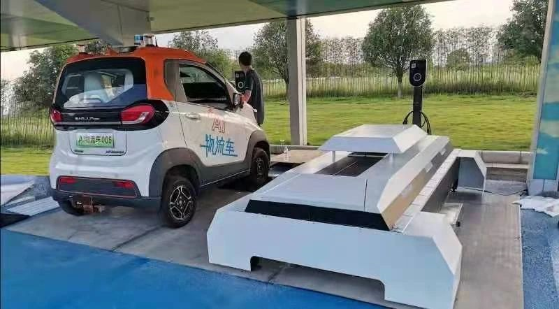 SGMW launches mini-sized battery swapping station, unveils Wuling-branded chip