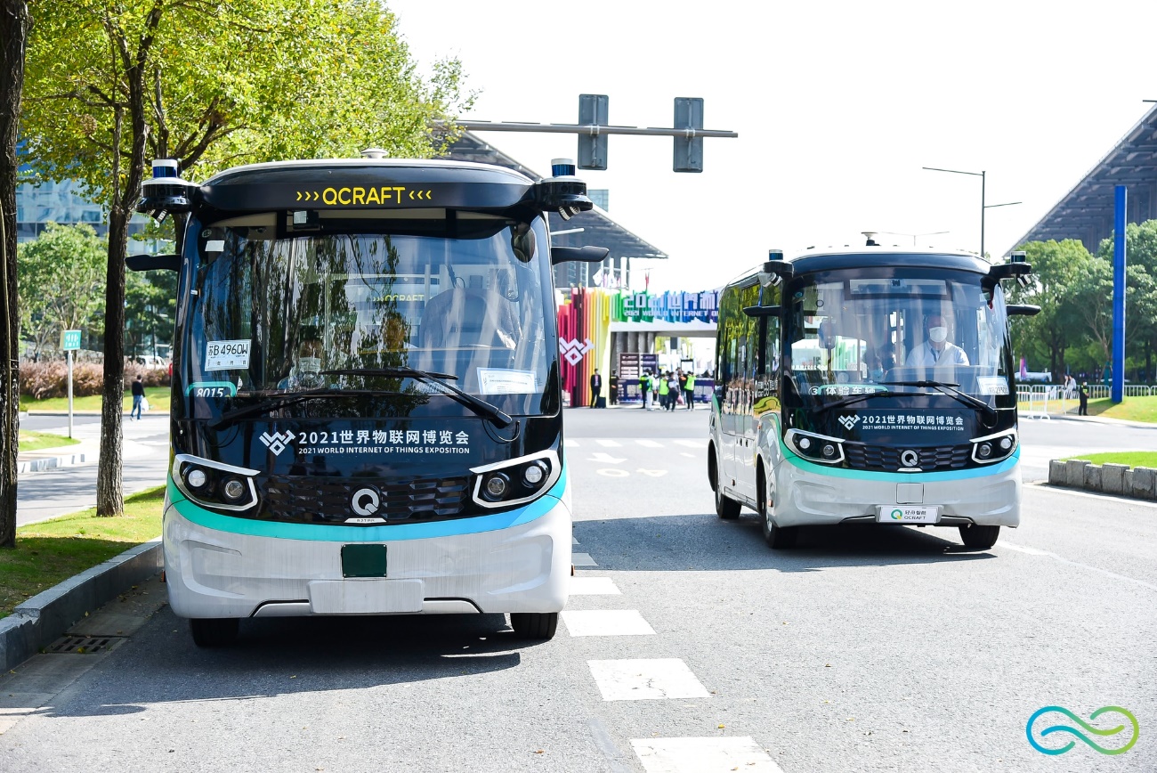 QCraft launches China-first 5G ride-hailing Robobus on open streets