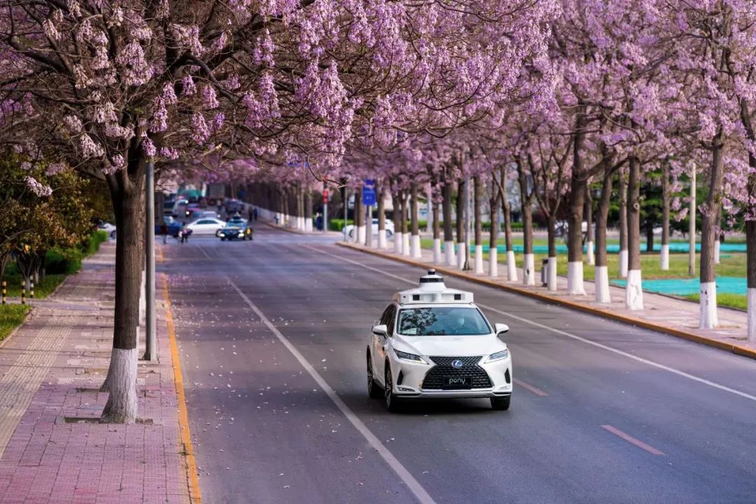 Beijing expects pilot operation of fully-unmanned Robotaxi service to begin in H1 2023