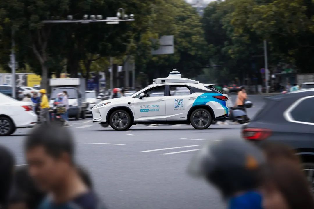 Pony.ai permitted to deploy Robotaxis without safety drivers onboard in Guangzhou