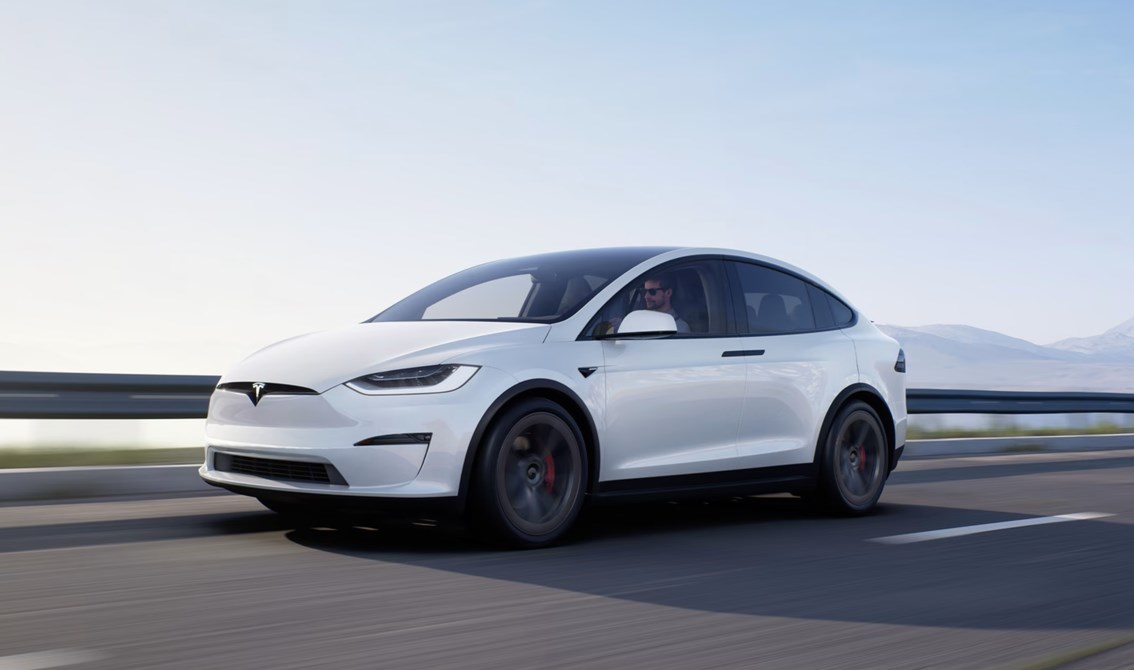 Tesla lifts price of new Model S, Model X in China