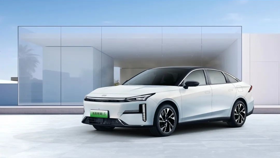 Geely to launch self-developed full-stack AI large model in H2 2023