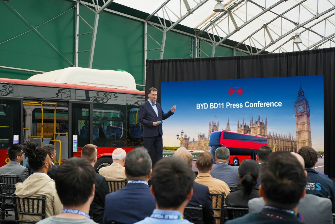 ZXZC Daily: BYD unveils BD11 all-electric double-decker bus in London