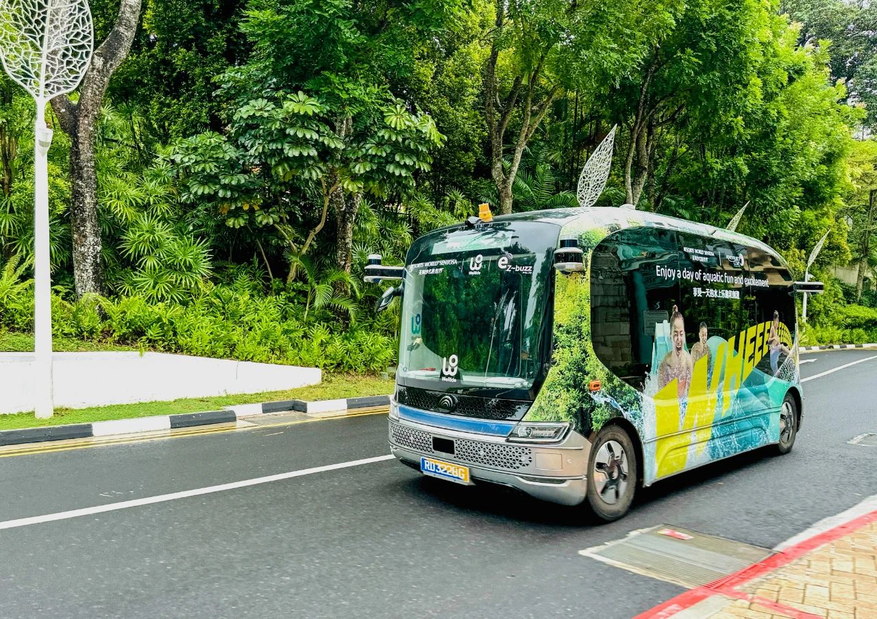 WeRide's Robobus begins operations in Singapore