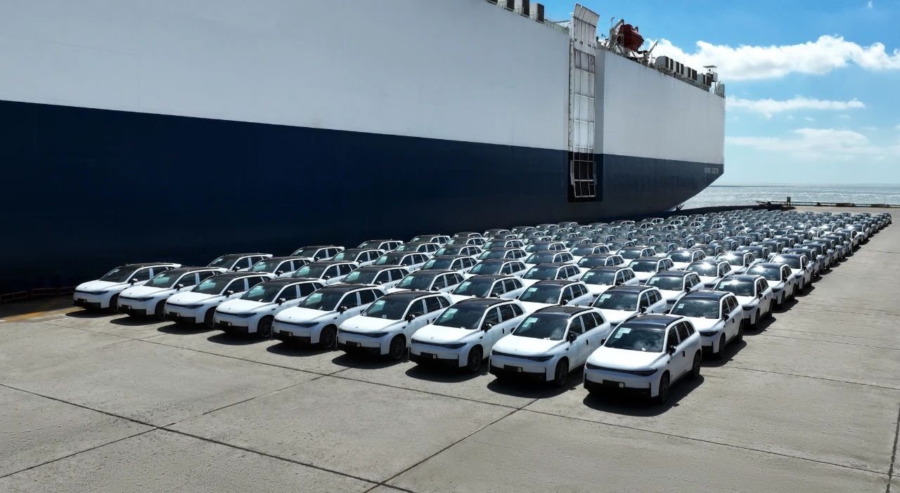 Leapmotor International ships first-batch electric vehicles to Europe