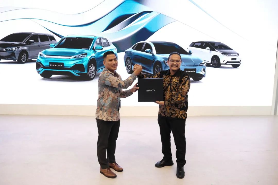 BYD, Indonesia's state-owned electricity company PLN co-launch home charging service concept