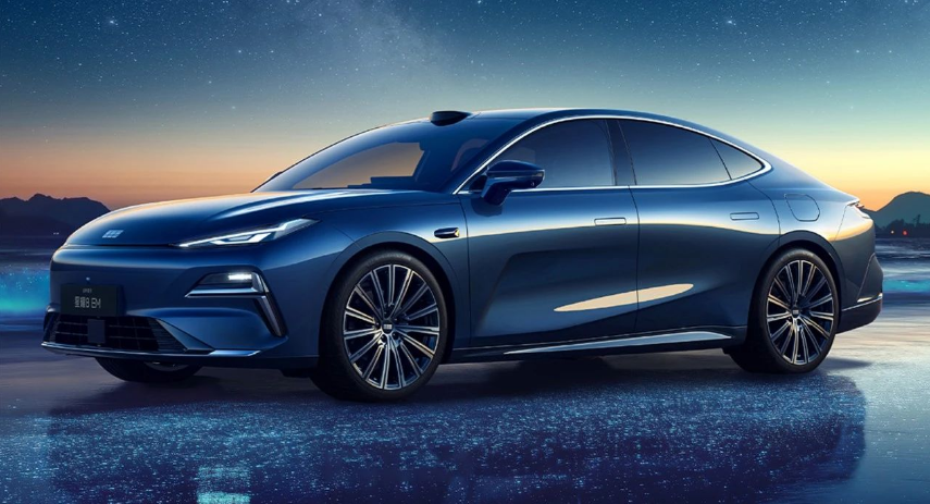 Geely debuts Galaxy Xingyao 8 EM PHEV model, powered by G-Pilot smart driving system