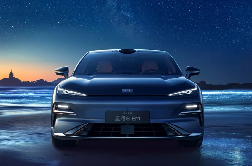 Geely debuts Galaxy Xingyao 8 EM PHEV model, powered by G-Pilot smart driving system