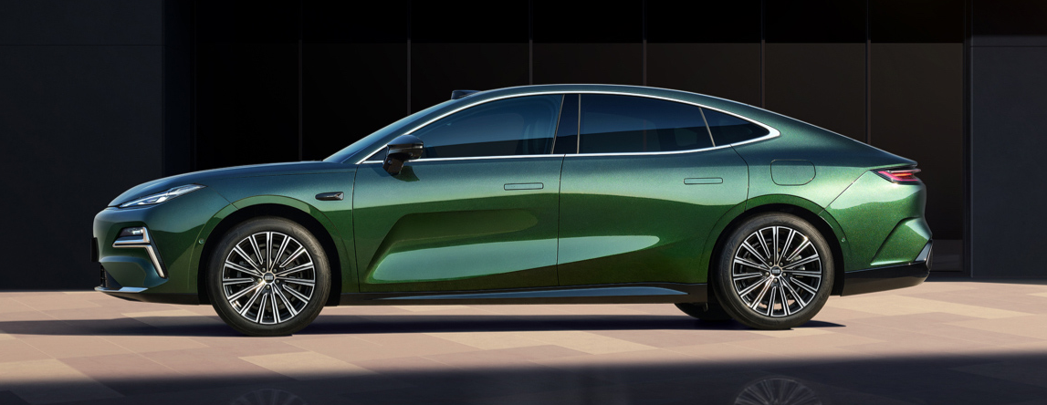 Geely Galaxy Xingyao 8 model hits market