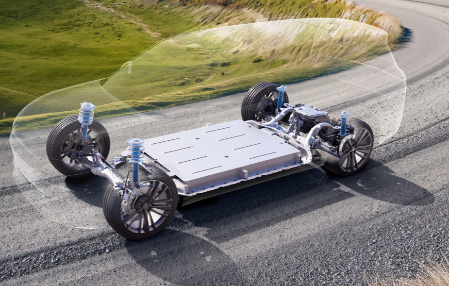 2026 Leapmotor C16 model goes on sale with extended range, upgraded tech, new five-seat option