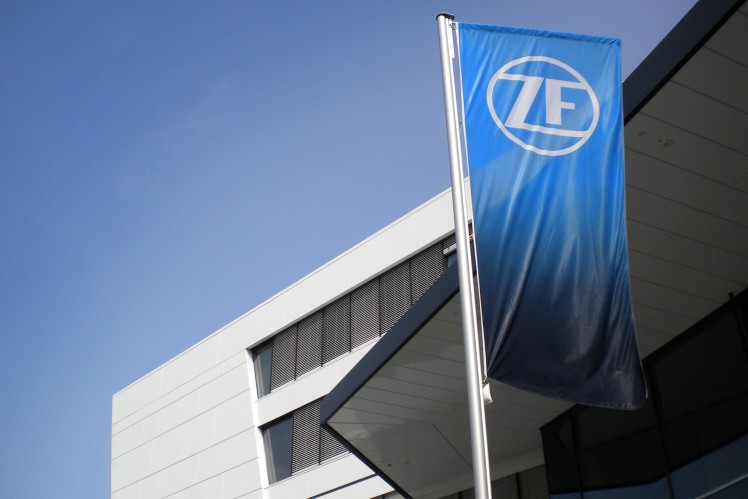 ZF Zhangjiagang Plant's first IPA stabilizer link project enters into volume production