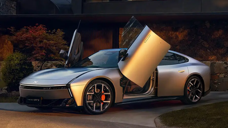 XPENG unveils P7 Wing Edition with electrically operated scissor doors