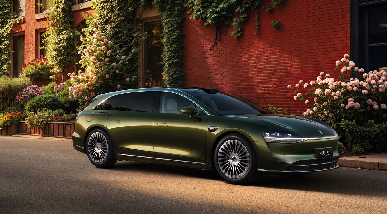 Huawei, BAIC-backed STELATO kicks off pre-sale of STELATO S9T touring sedan