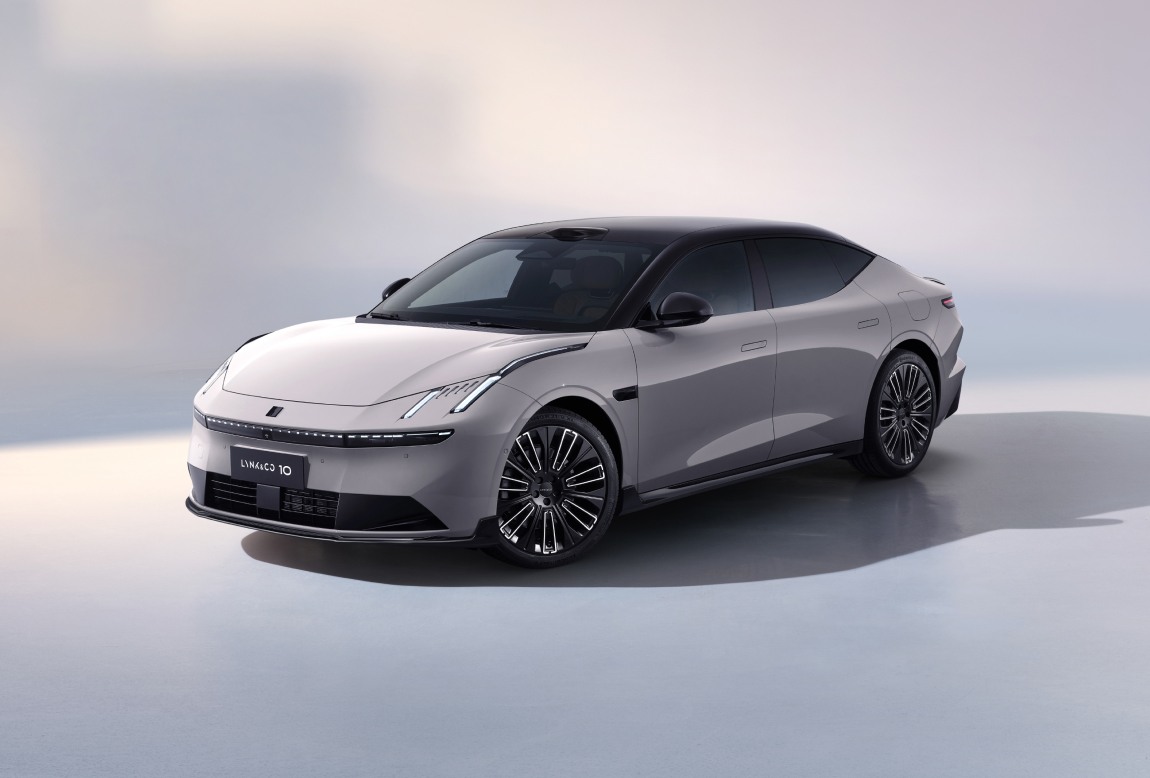 Lynk & Co 10 EM-P plug-in hybrid electric sedan hits market, starting at 163,800 yuan