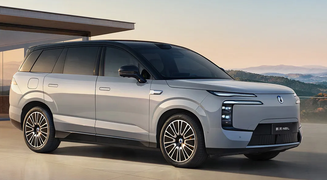 DENZA N8L SUV hits market with tri-motor setup, luxury six-seat cabin