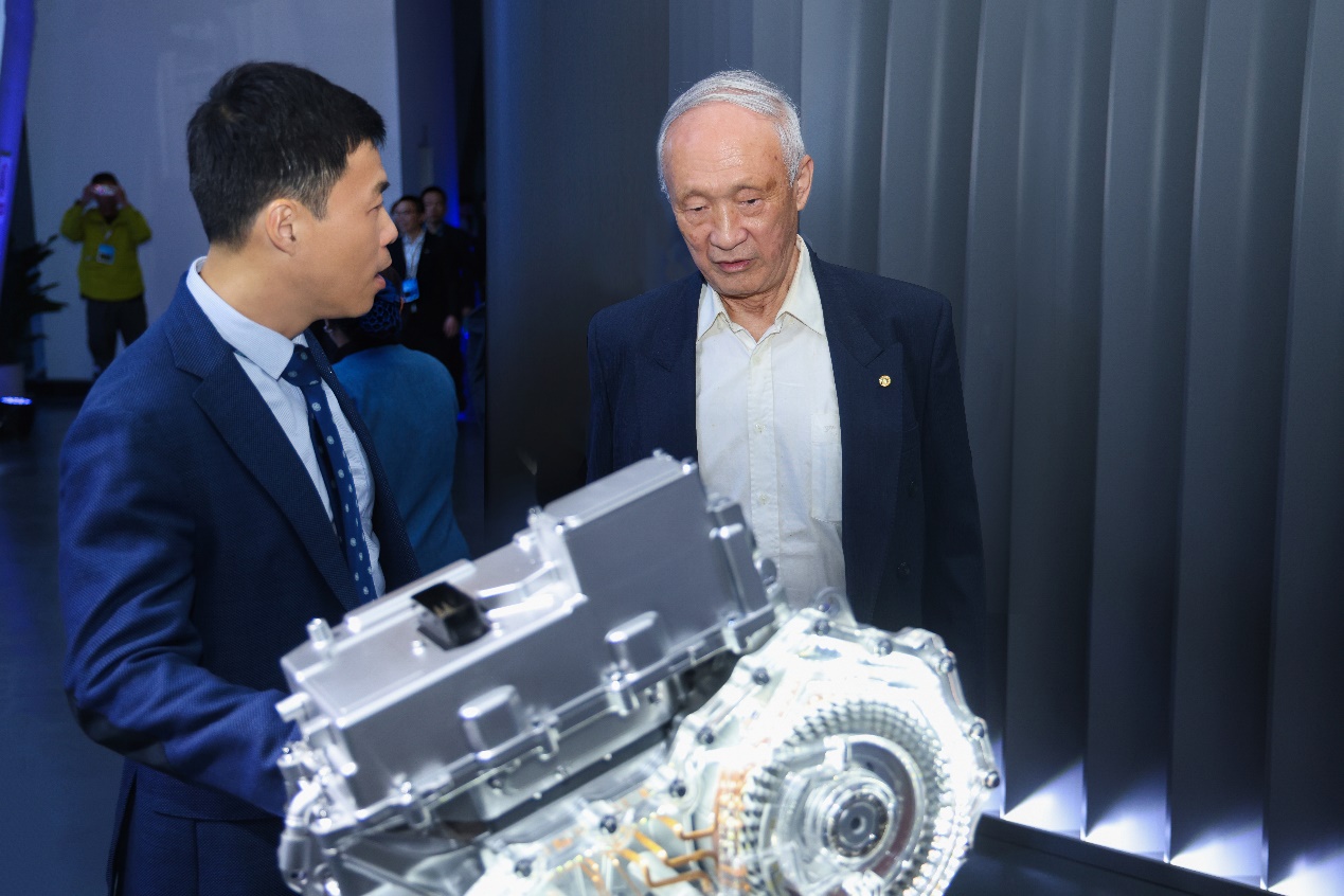 Dongfeng Motor launches Mach PHREV technology