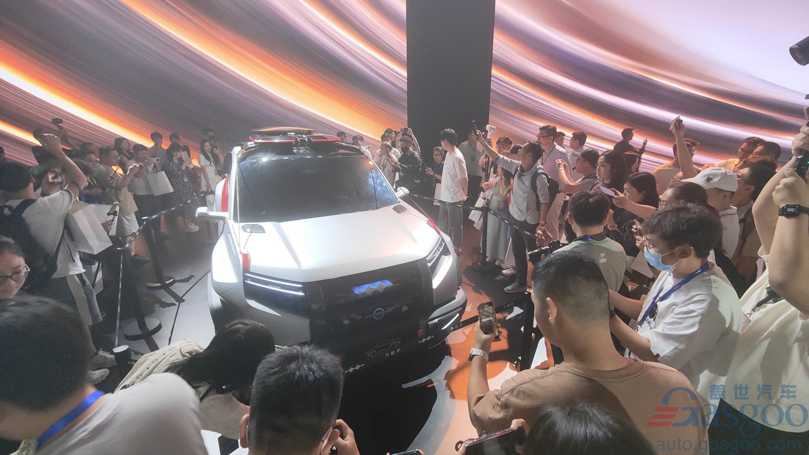 BYD’s FANGCHENGBAO launches BAO 8 rugged off-roader, unveils two concepts